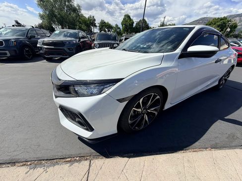 Used 2018 Honda Civic Si image 8