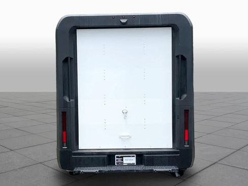 Used 2025 Chevrolet Brightdrop 600 FWD image 4