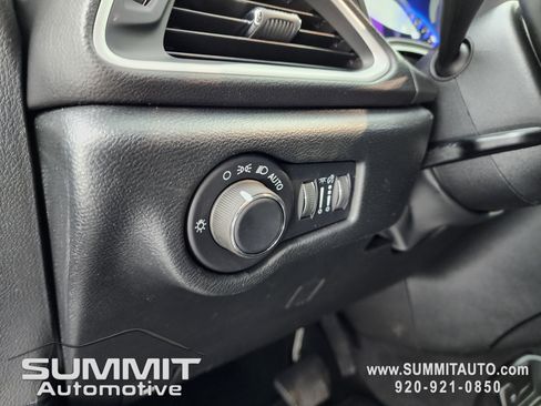 New 2026 Chrysler Voyager LX image 42