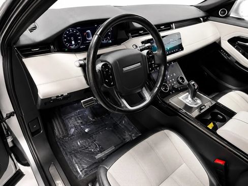 Used 2020 Land Rover Range Rover Evoque R-Dynamic SE AWD/4WD image 9