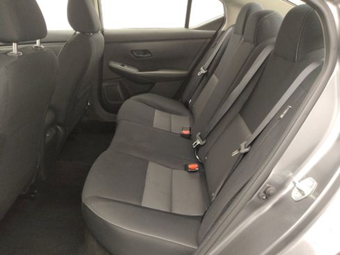 Used 2025 Nissan Sentra SV FWD image 18