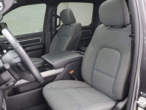 Used 2023 RAM 1500 Big Horn AWD/4WD image 18