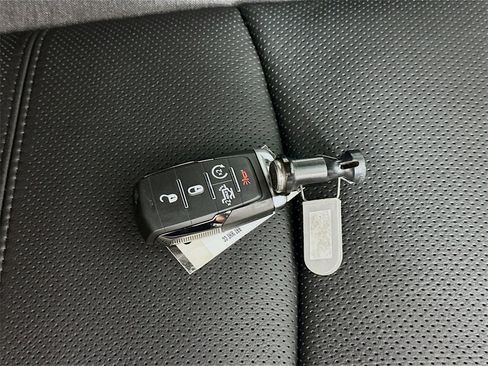 New 2026 RAM 3500 Limited w/ Towing Technology Group image 20