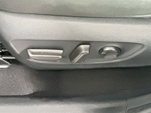Used 2023 Toyota RAV4 XLE FWD image 13
