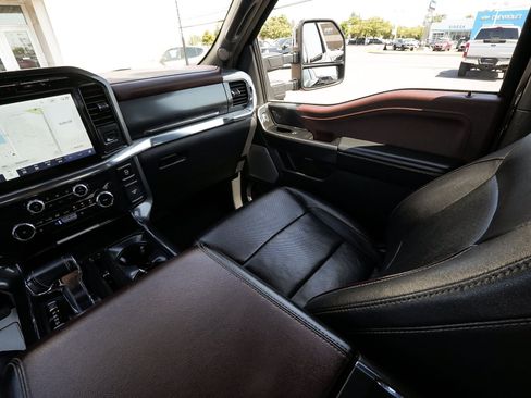 Used 2022 Ford F150 Lariat w/ Equipment Group 502A High AWD/4WD image 47