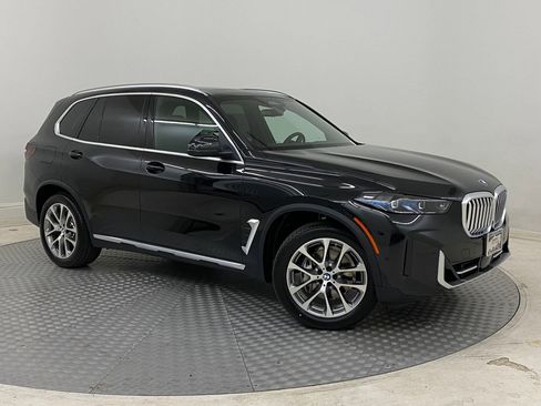 Used 2026 BMW X5 xDrive40i w/ Premium Package image 6