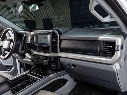Used 2024 Ford F350 XLT w/ 360-Degree Camera Package AWD/4WD image 9
