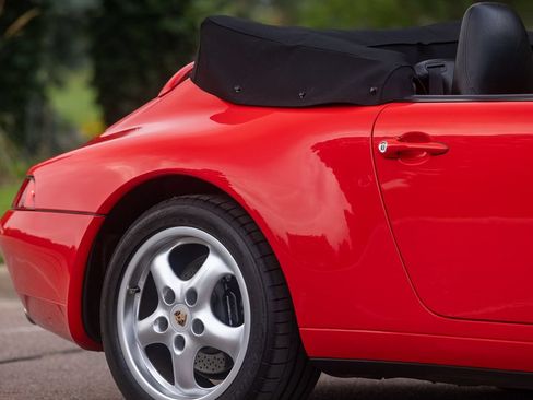 Used 1995 Porsche 911 Carrera RWD image 69