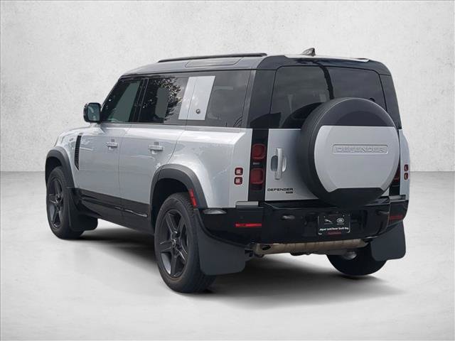 Used 2023 Land Rover Defender 110 X-Dynamic SE AWD/4WD image 9