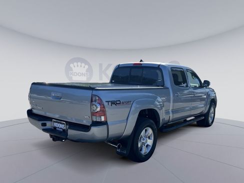 Used 2015 Toyota Tacoma 4x4 Double Cab w/ TRD Sport Package image 7