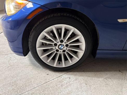 Used 2011 BMW 335i Sedan image 13