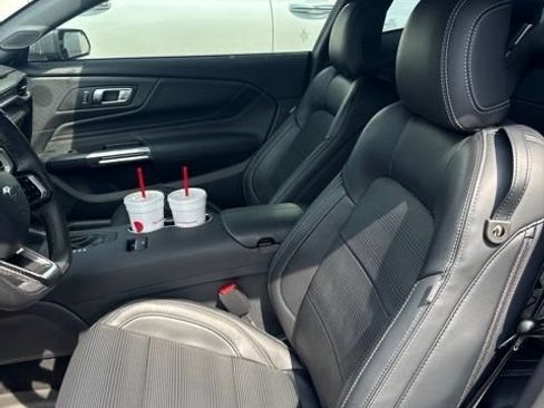 Used 2025 Ford Mustang GT Premium RWD image 7