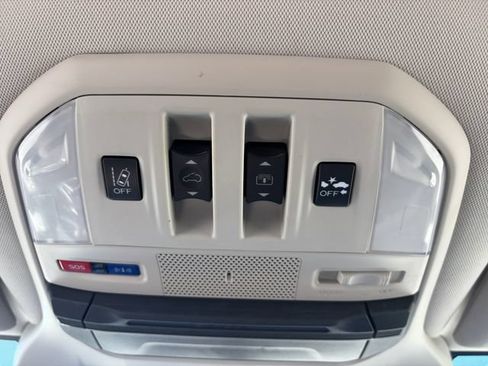 Used 2019 Subaru Ascent Limited w/ Popular Package #3 AWD/4WD image 31