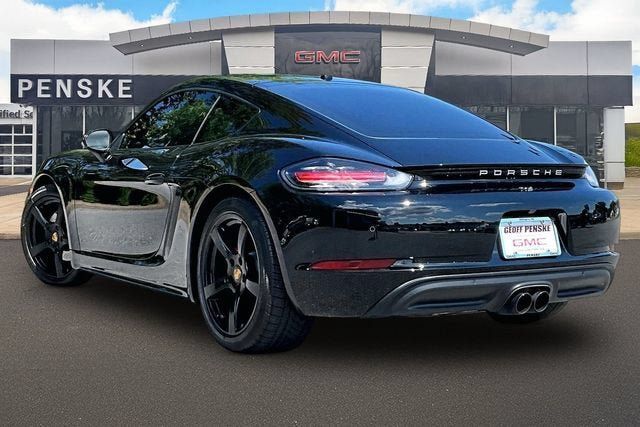 Used 2021 Porsche 718 Cayman RWD image 11