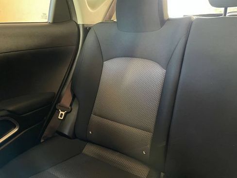 Certified 2025 Kia Soul LX w/ LX Technology Package FWD image 28
