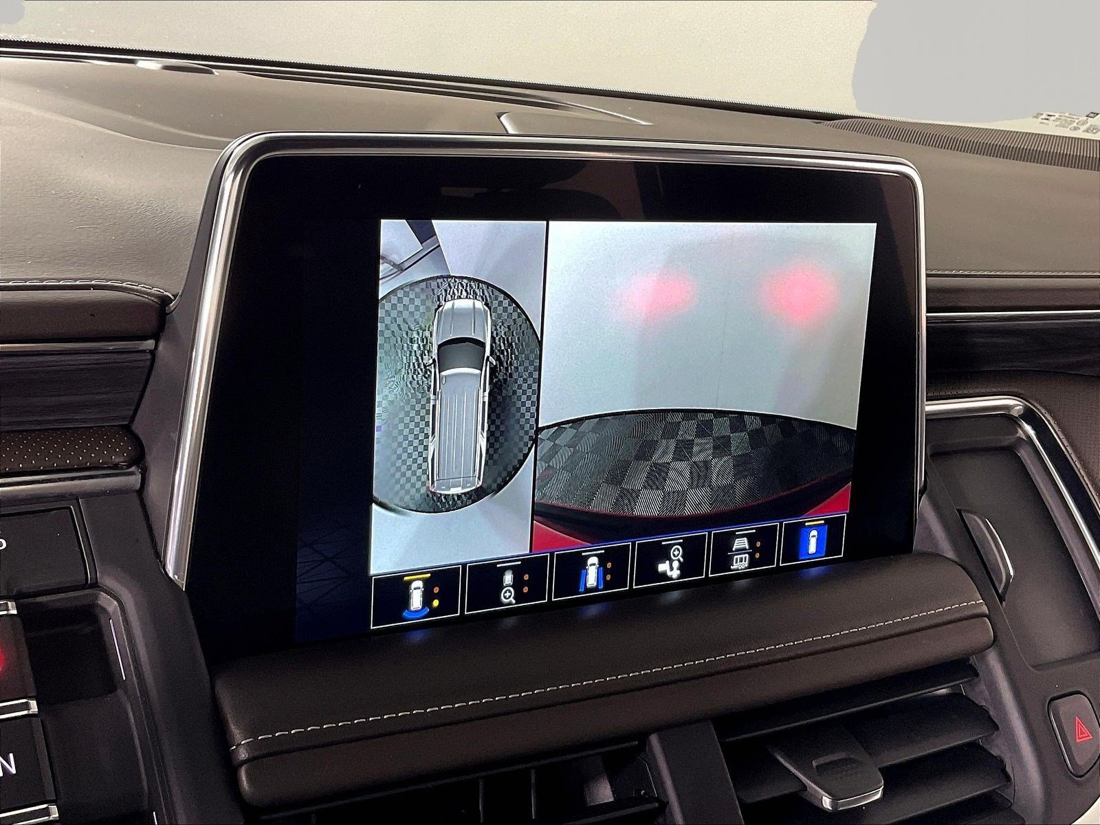 Used 2023 GMC Yukon XL SLT w/ SLT Premium Package AWD/4WD image 14
