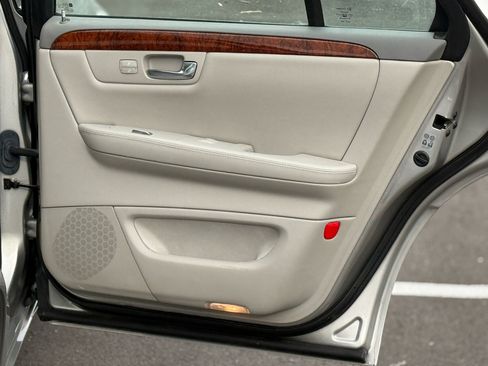 Used 2006 Cadillac DTS image 74