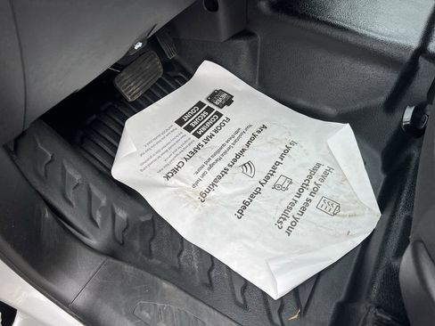 Used 2022 Chevrolet Silverado 1500 W/T w/ WT Value Package image 17