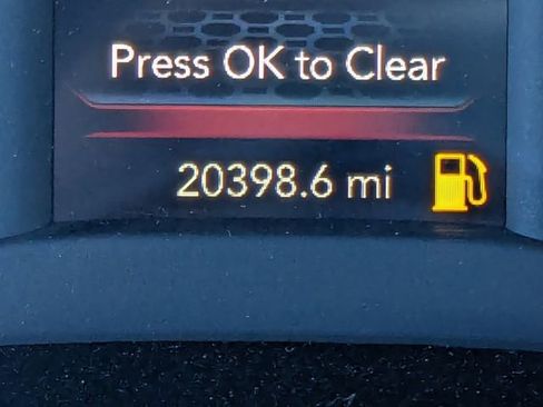 Used 2024 RAM 2500 Big Horn w/ Bed Utility Group image 23