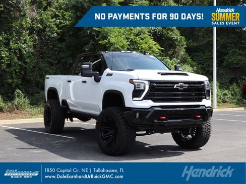 Used 2026 Chevrolet Silverado 2500 LTZ w/ LTZ Plus Package AWD/4WD image 1