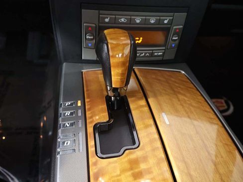Used 2004 Cadillac XLR RWD image 40
