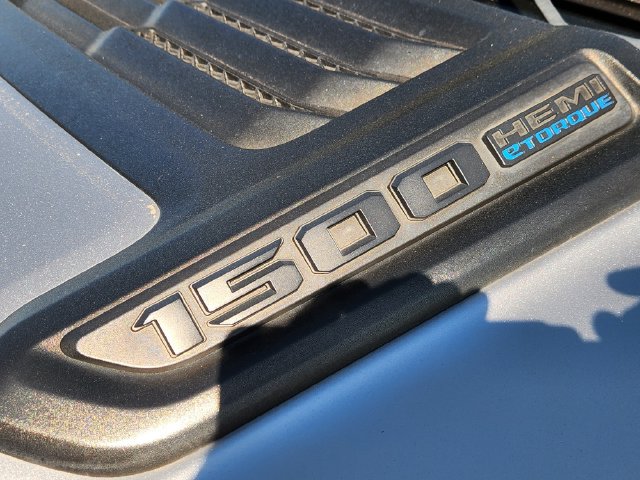Certified 2022 RAM 1500 Laramie AWD/4WD image 14