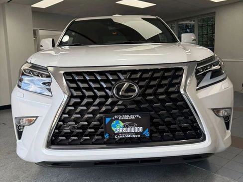 Used 2023 Lexus GX 460 Premium image 3