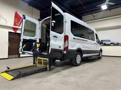 Used 2015 Ford Transit 250 148 Medium Roof image 40