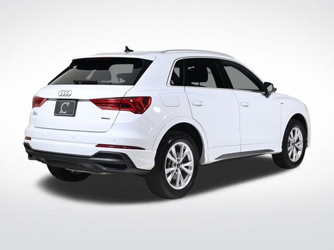 Certified 2023 Audi Q3 2.0T Premium image 5