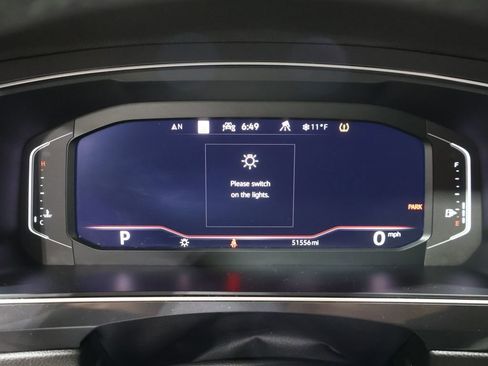 Used 2022 Volkswagen Tiguan SEL R-Line image 43