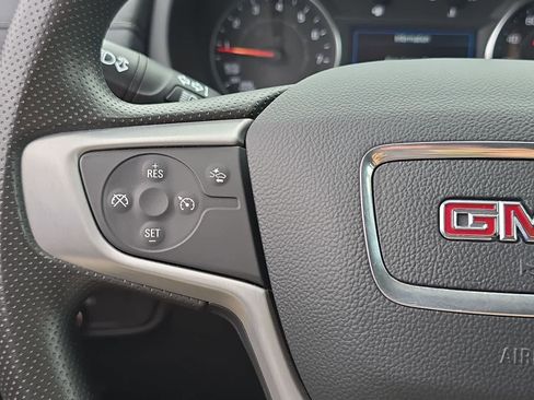 Used 2024 GMC Terrain SLE AWD/4WD image 28