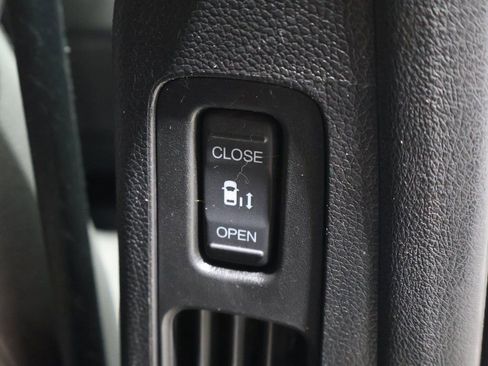 Used 2019 Honda Odyssey EX-L image 26