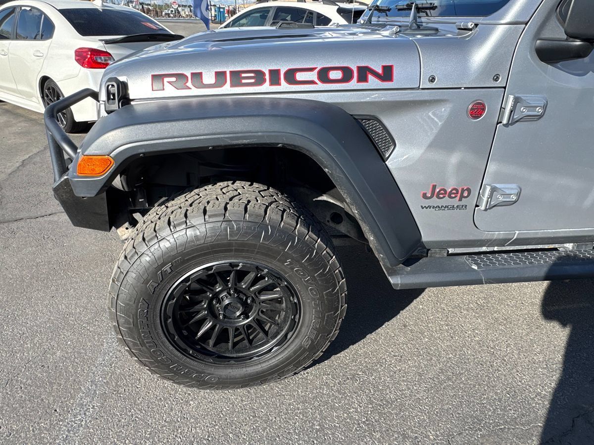 Used 2018 Jeep Wrangler Unlimited Rubicon w/ LED Lighting Group AWD/4WD image 4