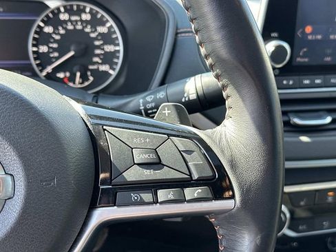 Used 2021 Nissan Altima 2.5 SR w/ SR Premium Package image 28