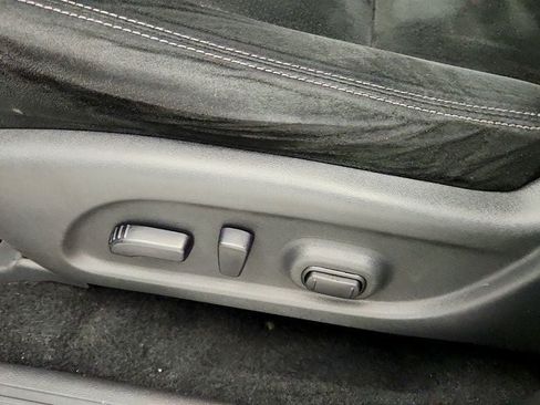 Used 2018 Nissan Murano SV FWD image 11