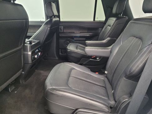 Used 2019 Ford Expedition Limited RWD image 18