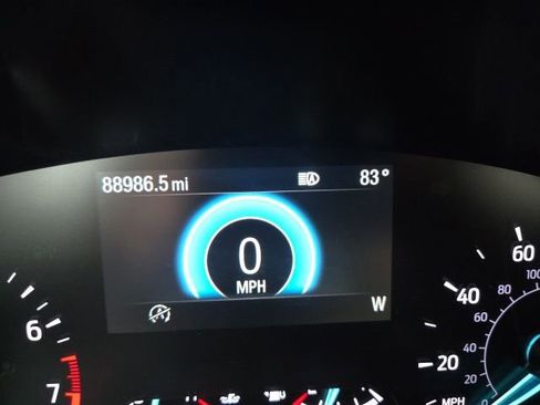 Used 2020 Ford Escape SEL image 8