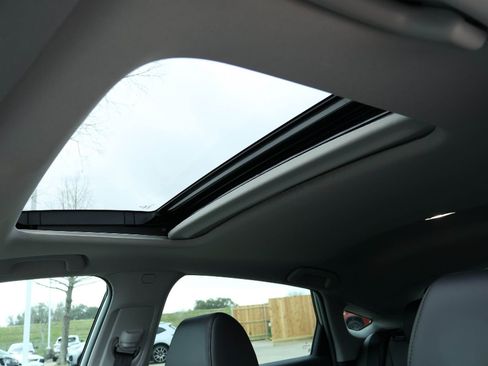 Certified 2024 Acura Integra Base image 29