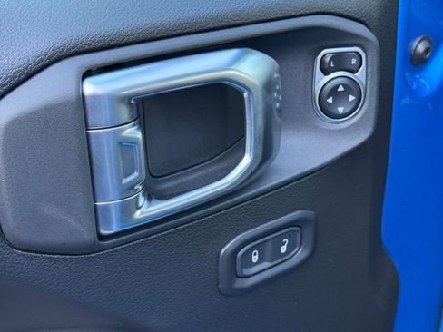 New 2026 Jeep Gladiator Sport image 14