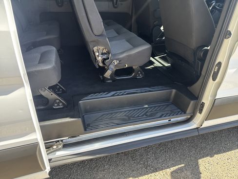 Used 2023 Ford Transit 350 XLT RWD image 17