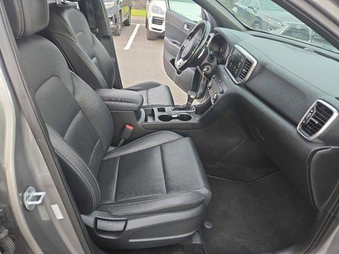 Used 2020 Kia Sportage S AWD/4WD image 24