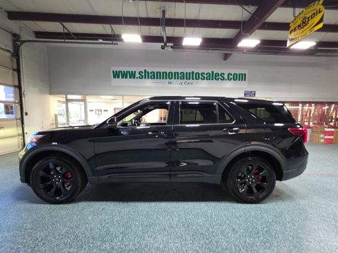 Used 2021 Ford Explorer ST w/ Equipment Group 401A AWD/4WD image 11