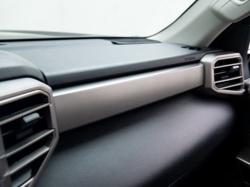 Used 2024 Toyota Sequoia Limited image 34