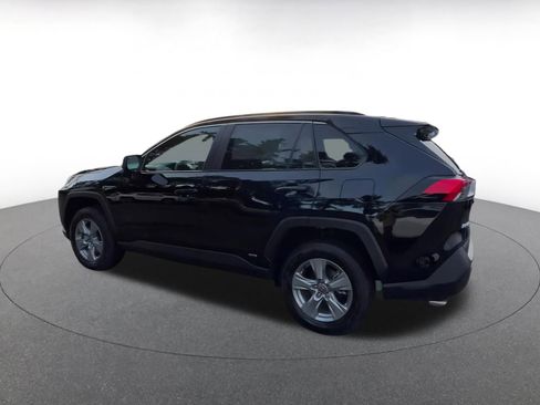 Used 2025 Toyota RAV4 LE image 10