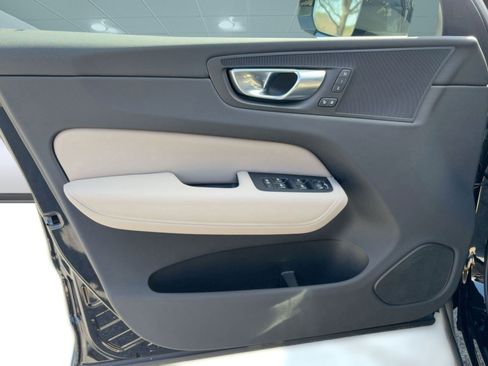 New 2026 Volvo XC60 B5 Core image 13