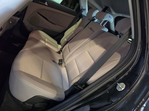 Used 2017 Hyundai Tucson Sport AWD/4WD image 7