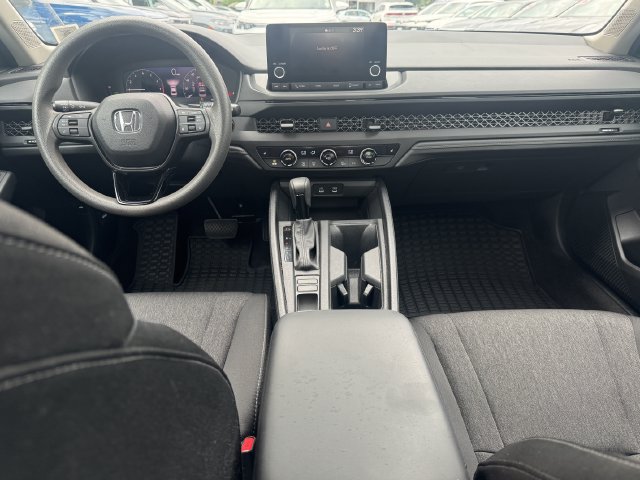 Used 2023 Honda Accord EX image 18