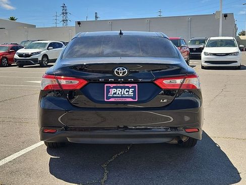 Used 2019 Toyota Camry LE w/ Carpet Mat Package FWD image 7