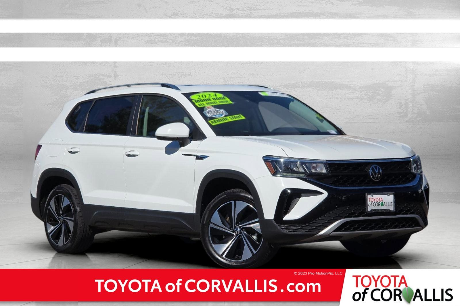 Used 2024 Volkswagen Taos SE AWD/4WD image 1