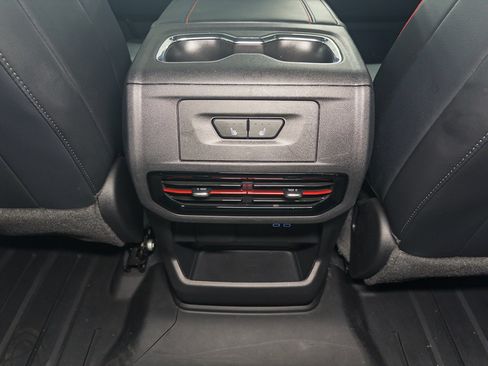 Used 2025 Chevrolet Silverado EV RST AWD/4WD image 18